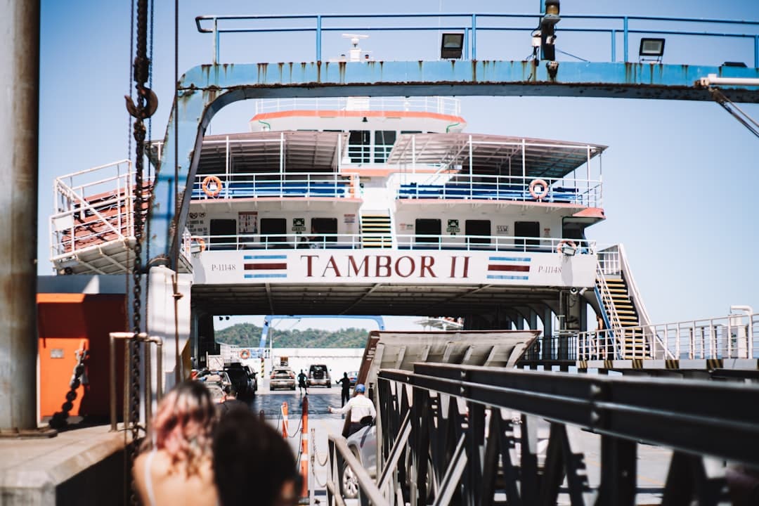 Photo Ferry boarding